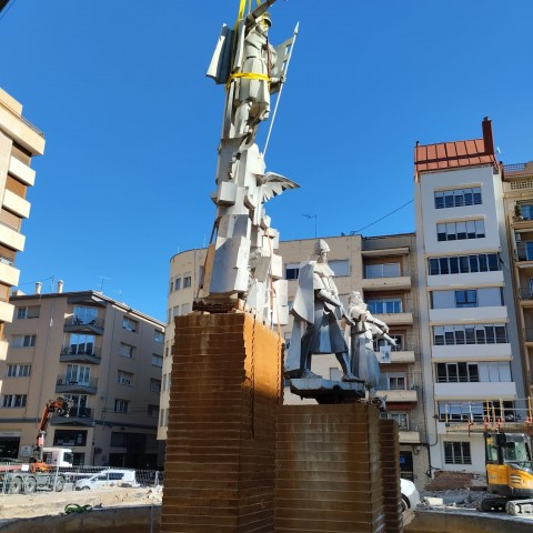 L'estàtua de Sant Jordi en imatge d'arxiu