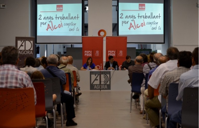 El PSOE va explicar el que s'ha fet el dos anys / RCM