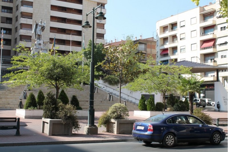 Estat actual de la plaça de la Rosaleda d'Alcoi./ LV