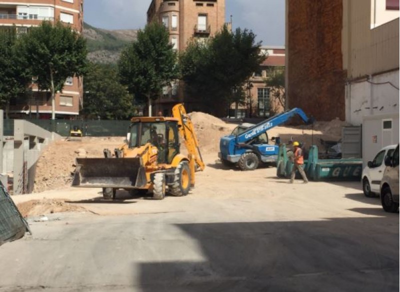 Ampliació del Carrer Terrassa en obres / R. Lledó