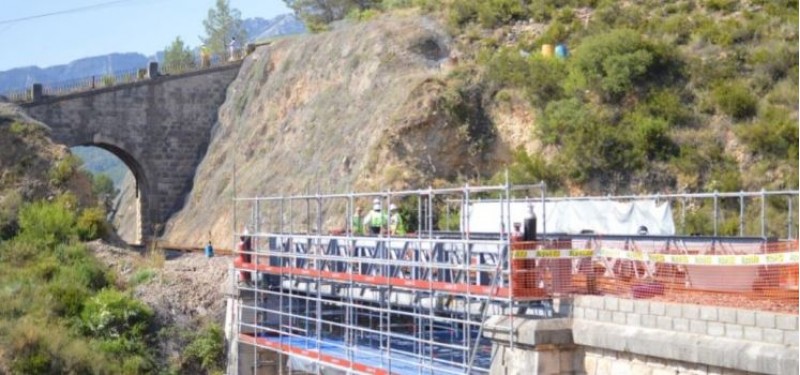 Condicionament d'un dels ponts / R. Lledó